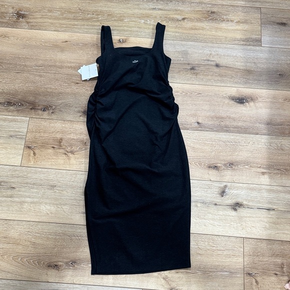 Beyond Yoga -Spacedye Icon Maternity- Black Midi Dress - Picture 8 of 10